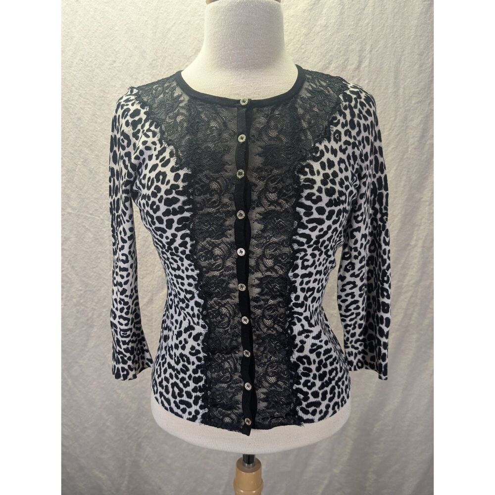 White House Black Market leopard lace 3/4 sleeve cardigan SZ M - Picture 4 of 10